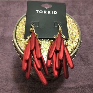 -♥️ 🎀🆕METALLIC RED RHINESTONE WATERFALL EARRINGS♥️